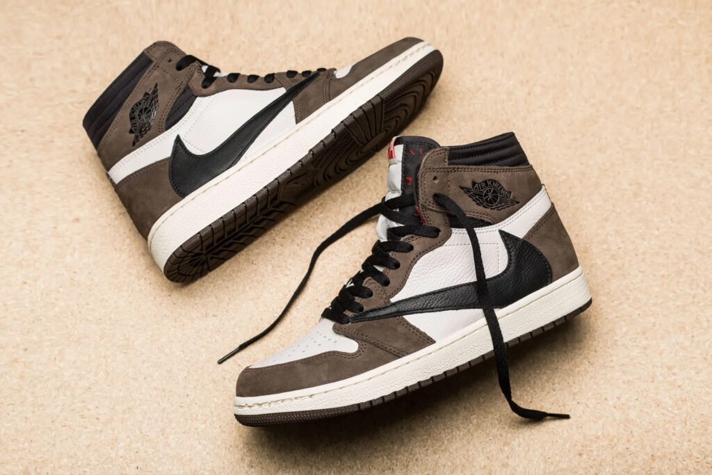 ایرجردن 1 رترو ساقدار تراویس اسکات موکا / Air Jordan 1 Retro High OG Mocha X Travis Scott