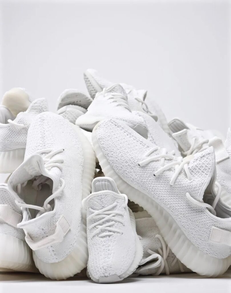 آدیداس یزی بوست 350 تریپل سفید / adidas Yeezy Boost 350 V2 Triple White