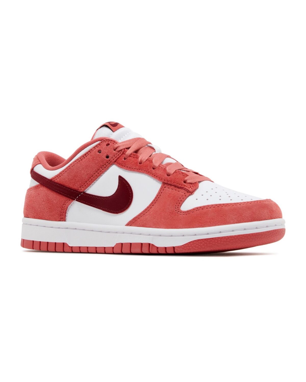 نایک اس بی دانک لو ولنتاین دی / Nike SB Dunk Low Valentine's Day