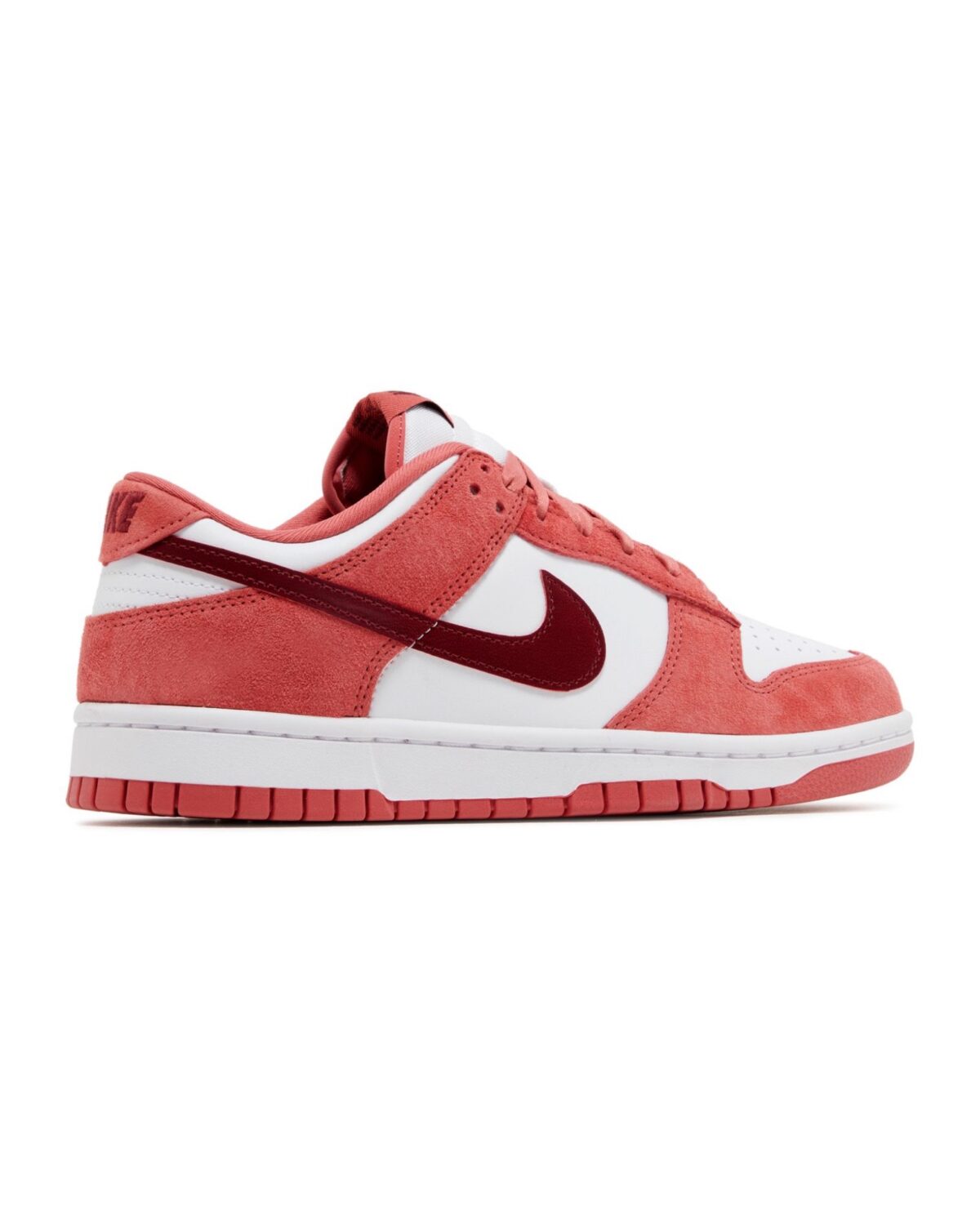 نایک اس بی دانک لو ولنتاین دی / Nike SB Dunk Low Valentine's Day