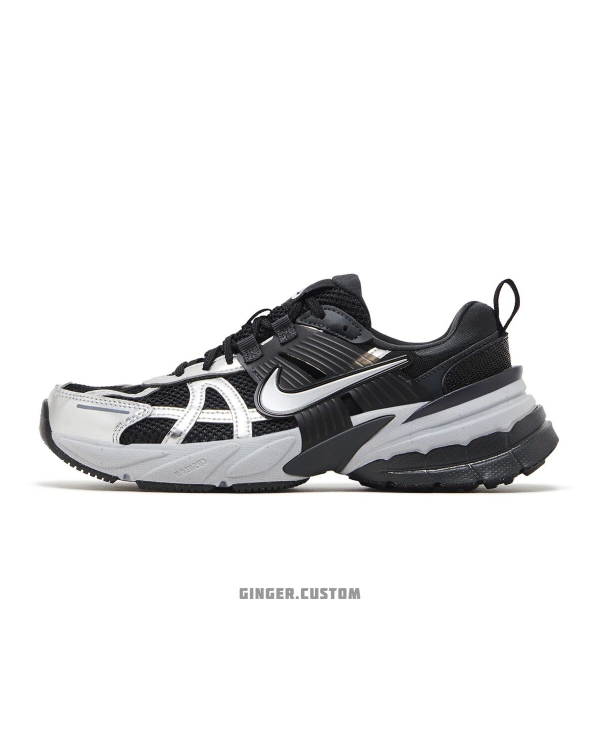 نایک V2K ران مشکی نقره ای متالیک / Nike V2K Run Black Metallic Silver