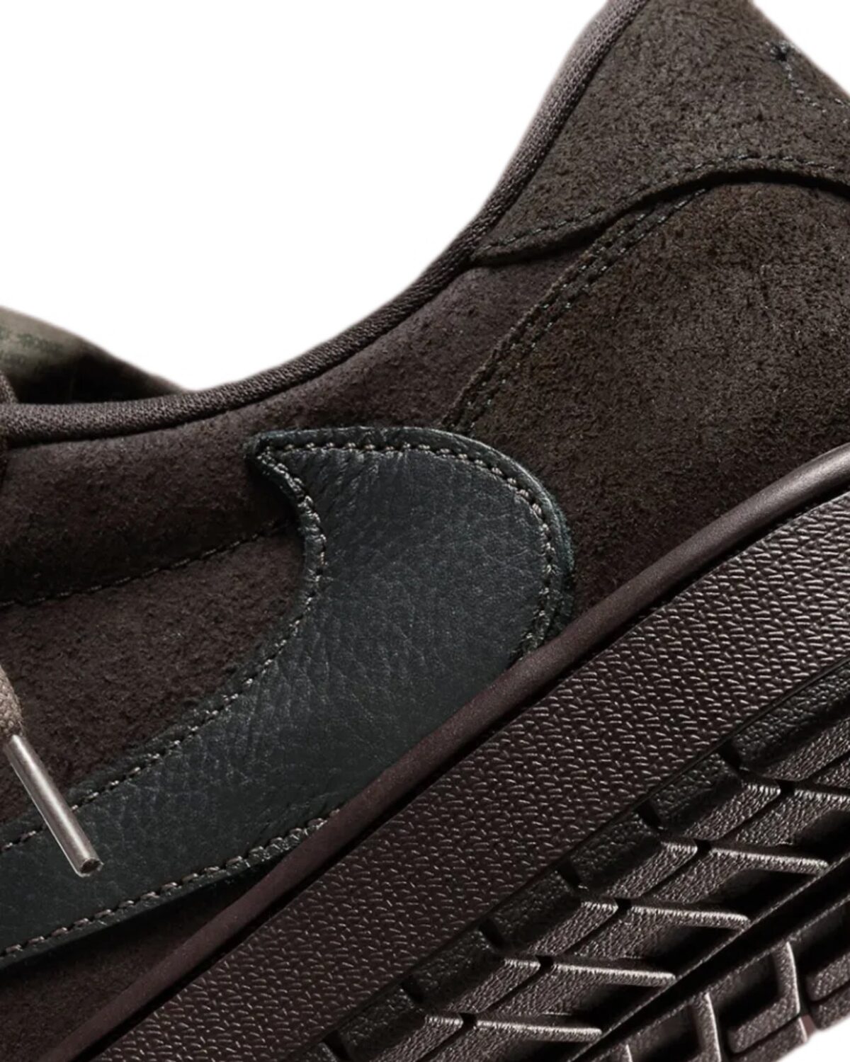 ایرجردن 1 لو تراویس اسکات ولوت براون / Air Jordan 1 Retro Low OG Travis Scott Velvet Brown