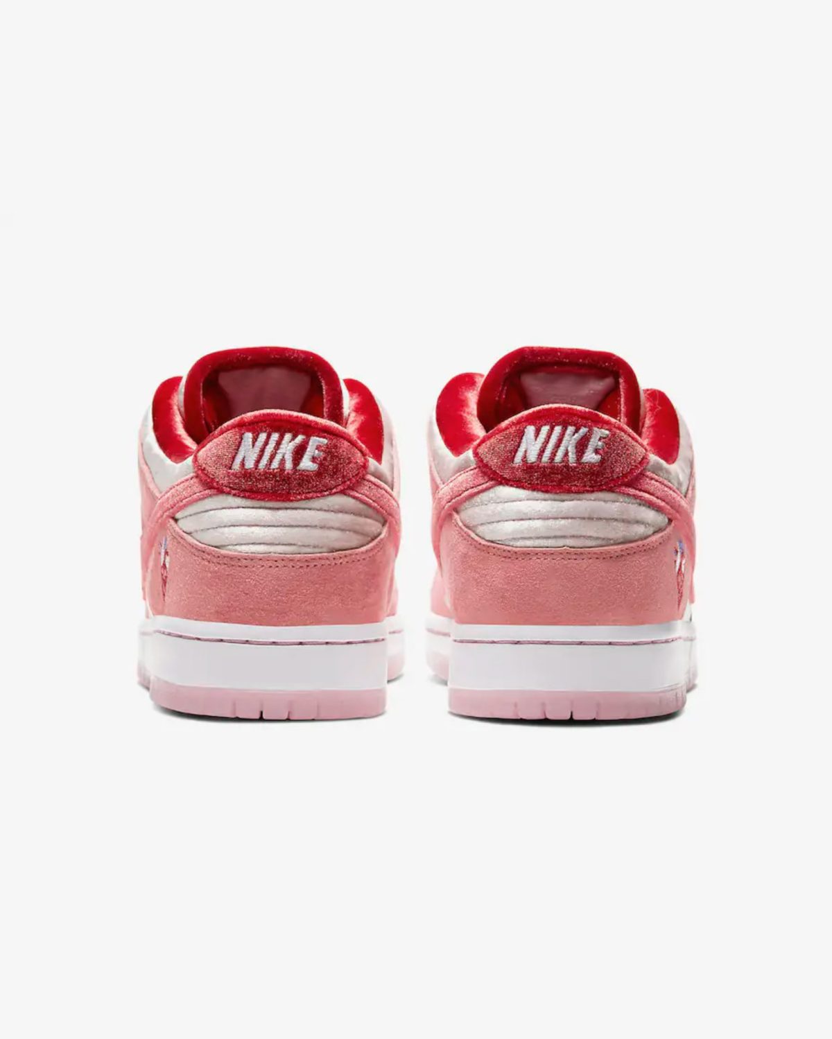 نایک اس بی دانک لو ولنتاین Nike SB Dunk Low VALENTINE'S DAY