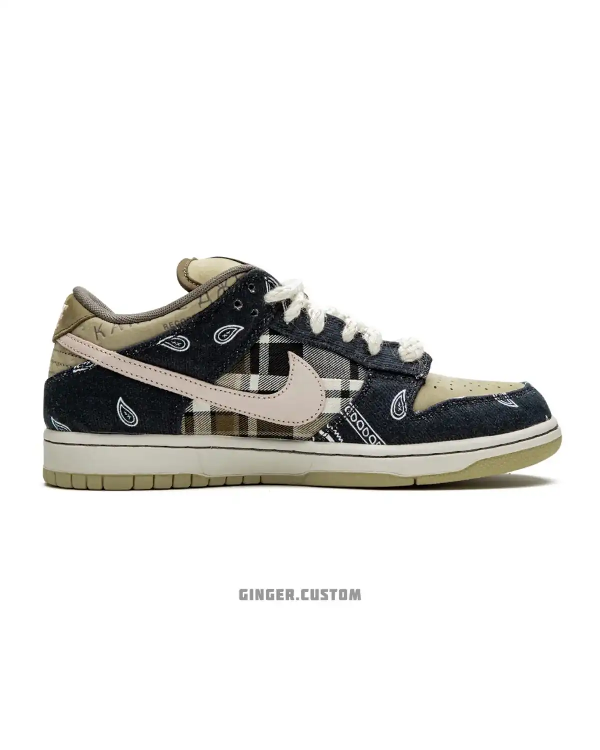 نایک اس بی دانک لو تراویس اسکات / Nike SB Dunk Low x Travis Scott